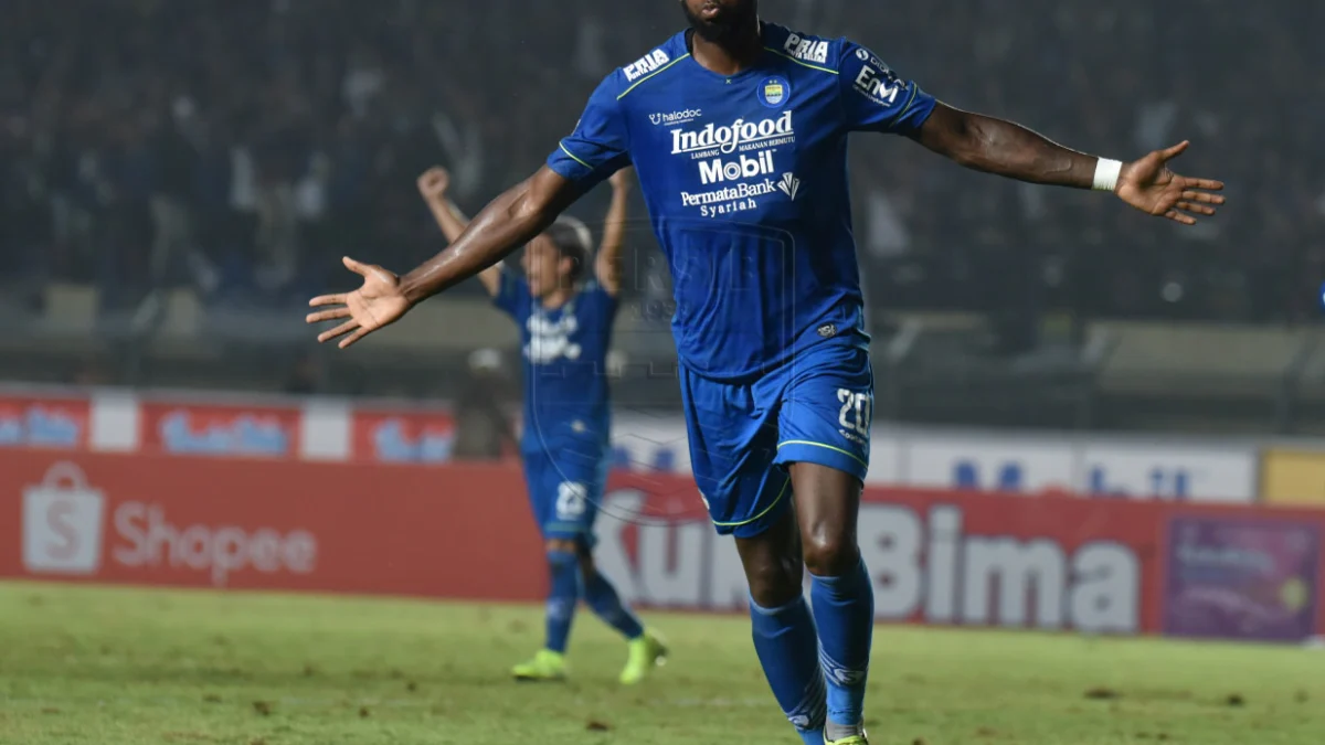 Hasil Liga 1 Persib vs PSS: Skor 2-1