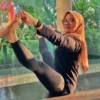 Bugar-di-Rumah-Yoga