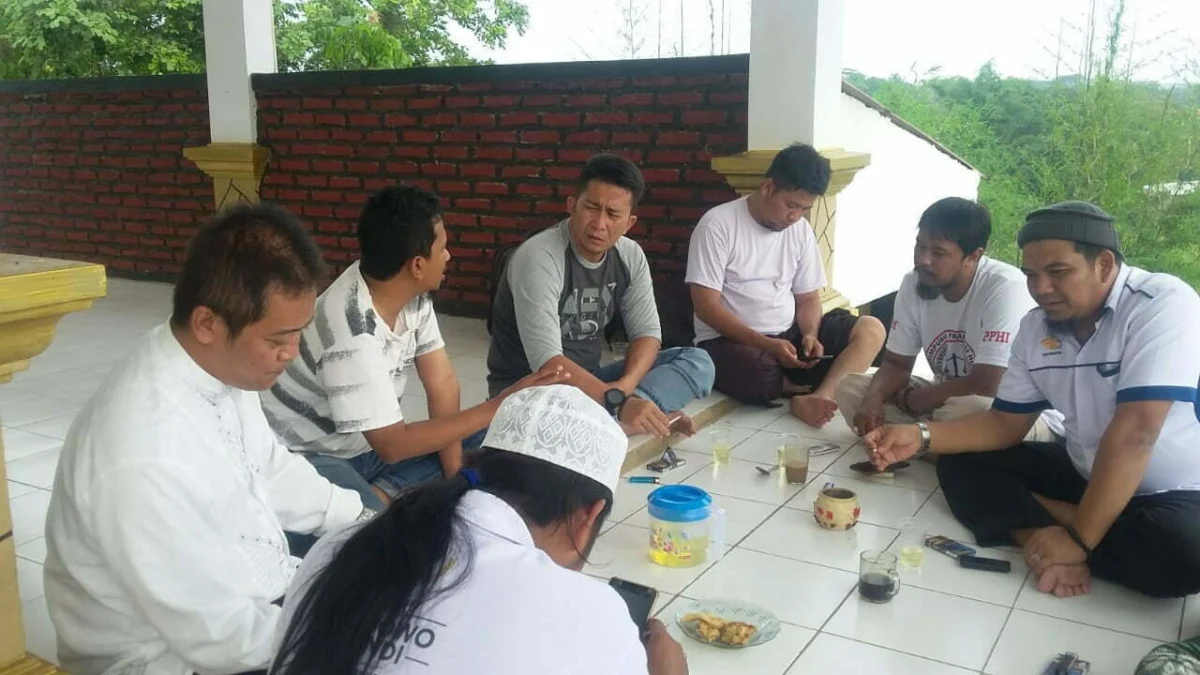 Formasi-FPI bahas blue sky tat2