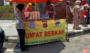 Giat-Jumat-Berkah-Satlantas-Polres-Ciko