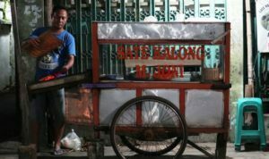 Menikmati Sate Kalong Khas Cirebon