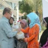 bupati serahkan embako