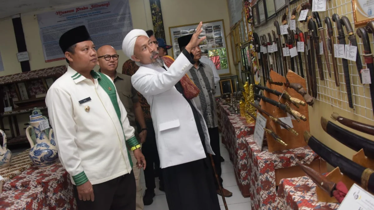 Kujang adalah Kekayaan Jawa Barat