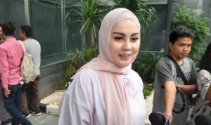 Jennifer Dunn Ngaku Diberi Wawan Mobil Velfire