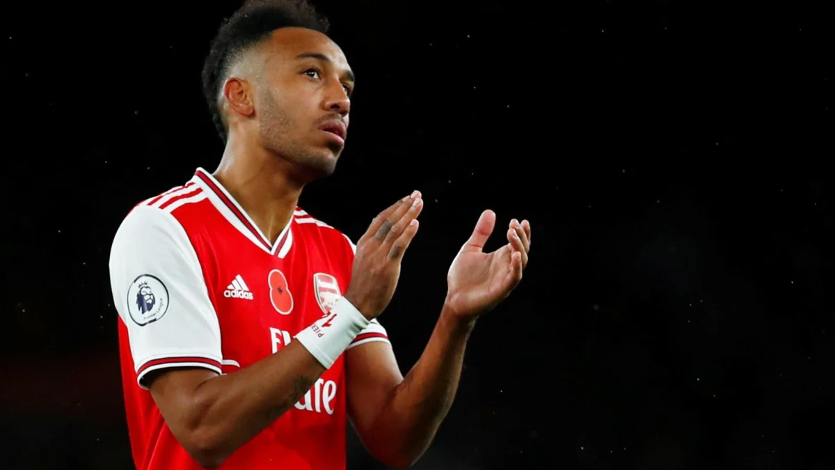 Aubameyang Dekat dengan PSG Piere-Emerick Aubameyang