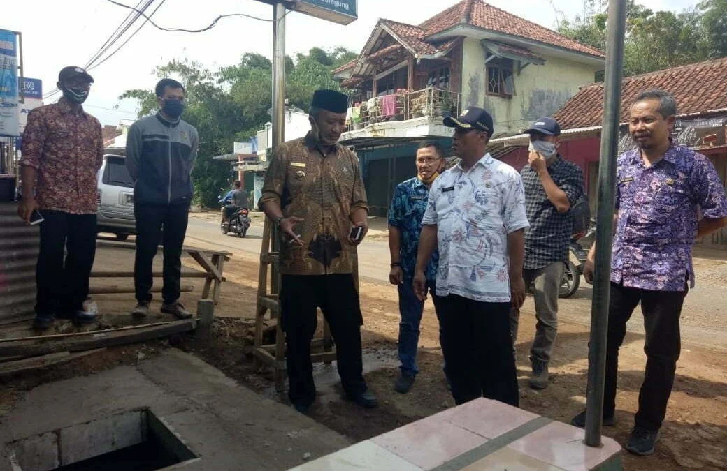 Bangun Drainase, Luragungtonggoh Bebas Banjir