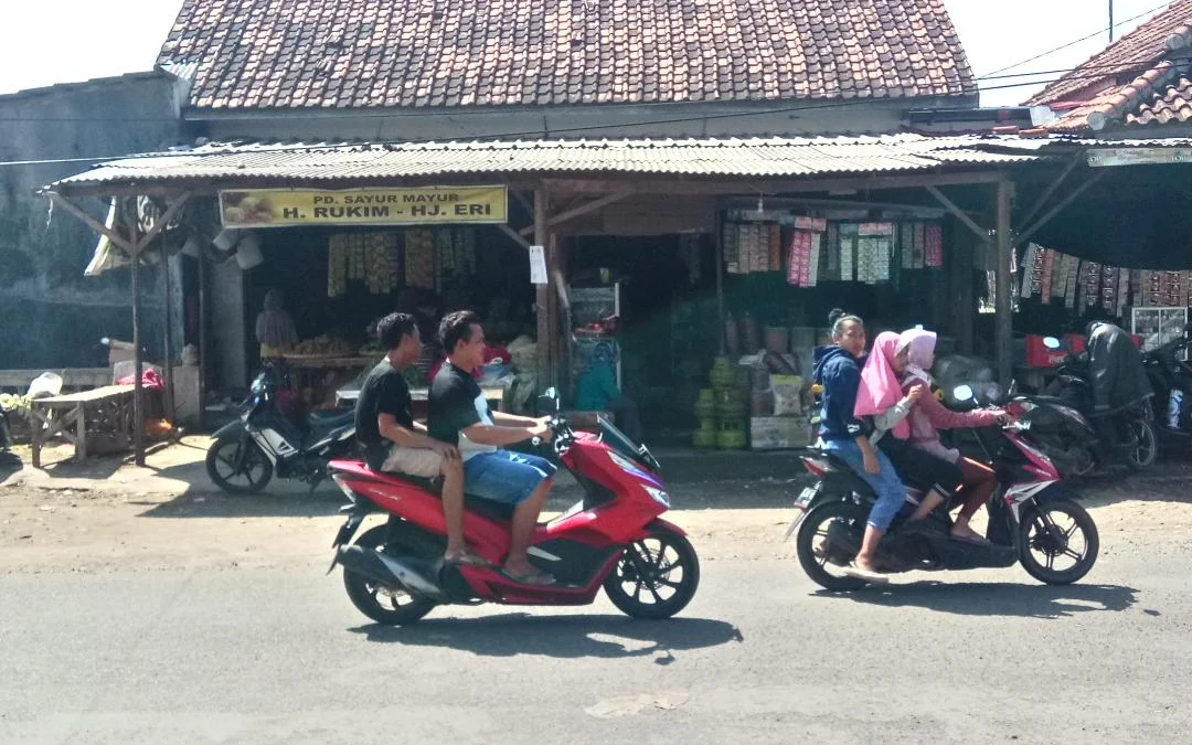 Pasar Pabuaran Hanya Tutup Sehari, Sekarang Buka Lagi