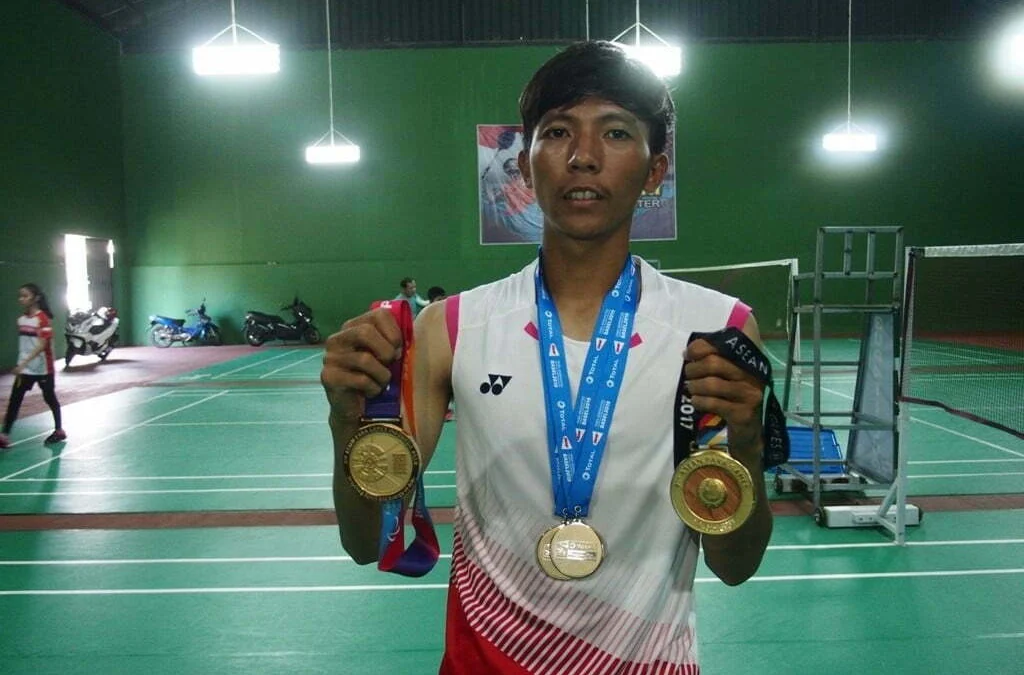 Bangkit dari Takdir Buruk, Jadi Atlet Kelas Dunia Hingga Miliki GOR Badminton Bangkit dari Takdir Buruk, Jadi Atlet Kelas Dunia Hingga Miliki GOR Badminton