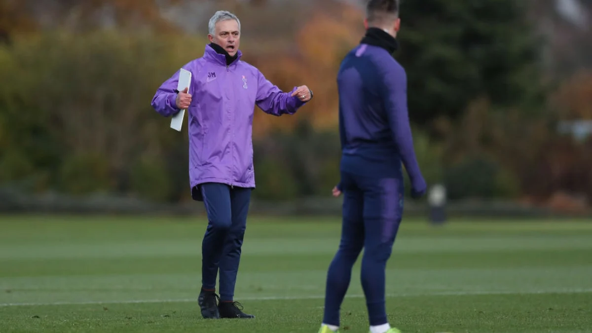 Pertaruhan Harga Diri Jose Mourinho