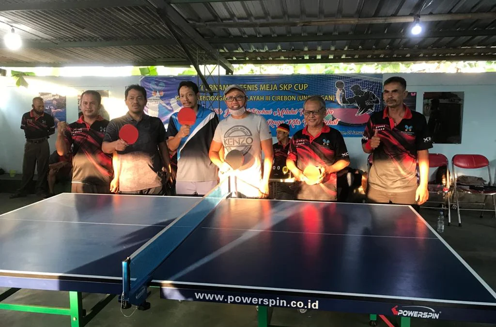 Alumni Kepamongprajaan Sumbang 3 Ton Beras
