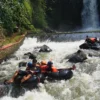 Serunya Papalidan di Curug Bangkong