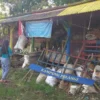 Warga Menabung Botol Plastik Bekas