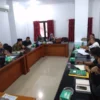 Di-PHK, Buruh Rotan Ngadu ke Dewan