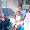 Kapolsek Bantu Anak Penderita Kanker Mata