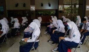 Hari Pertama Sekolah, MPLS Secara Daring Hari Pertama Sekolah, MPLS Secara Daring