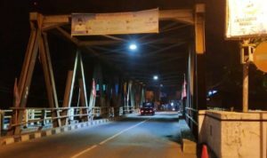 ilmi-pemasangan lampu jembatan (7)