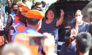 Ricuh, Warga Pertanyakan Bukti Kepemilikan Aset PT KAI okri- penyegelan rumah