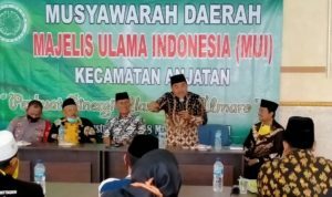 Ihwanudin Pimpin MUI Anjatan