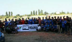 Jalin Silaturahmi Sesama Alumni Jalin Silaturahmi Sesama Alumni