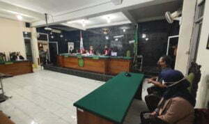 Melihat dari Dekat Kasus Penipuan yang Melibatkan Dua Sahabat okri- sidang ciptadi (2)