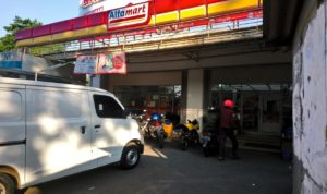 Lagi, Minimarket Dirampok