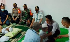 Polsek Balongan Helat Khitanan Masal