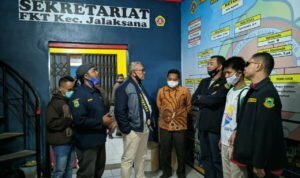 bupati-resmikan-sekretariat-karang-taruna