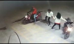 Terekam CCTV, Pelaku Dua Orang