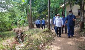 Tebing Cikanci Ancam Warga