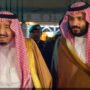 raja-arab-saudi-salman-bin-abdulaziz-al-saud-bersama-putranya-pangeran-muhammad-bin-salman-foto-reuters