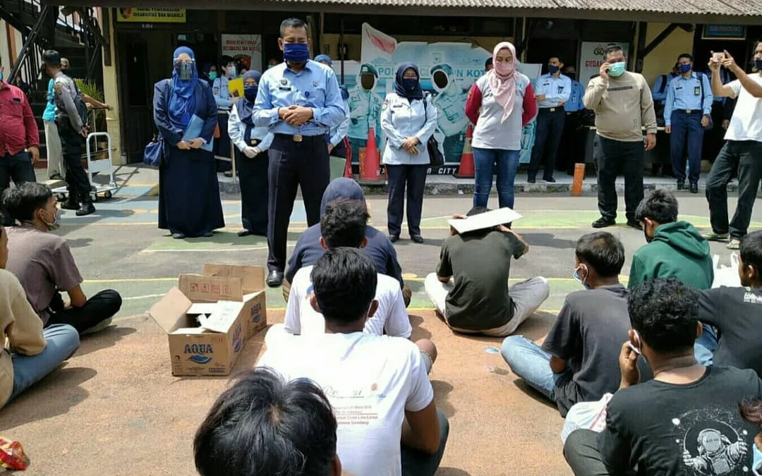 Polisi Masih Tahan 15 Demonstran