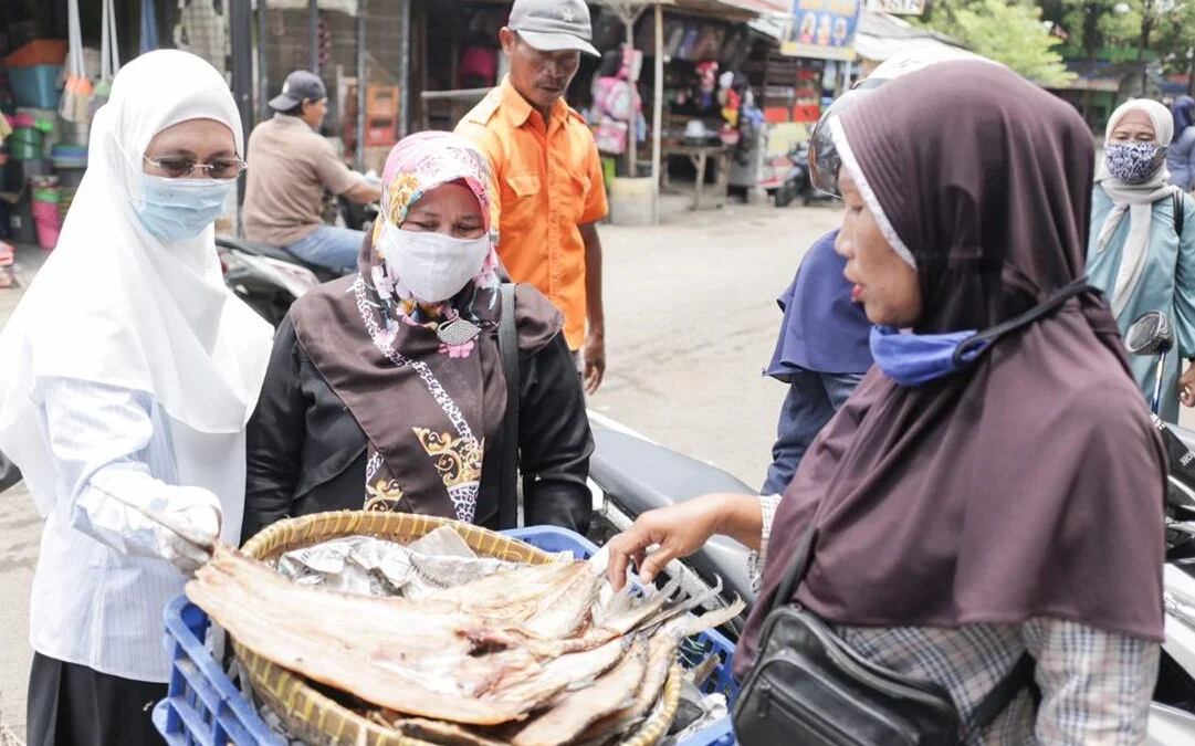 Paslon Sholawat Blusukan ke Pasar