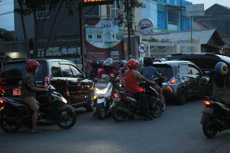 buka-tutup-jalan-bikin-macet