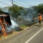 Bakar Sampah, Warung Ludes