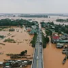 desa-tergenang-banjir-terlihat-di-provinsi-quang-tri-vietna-75