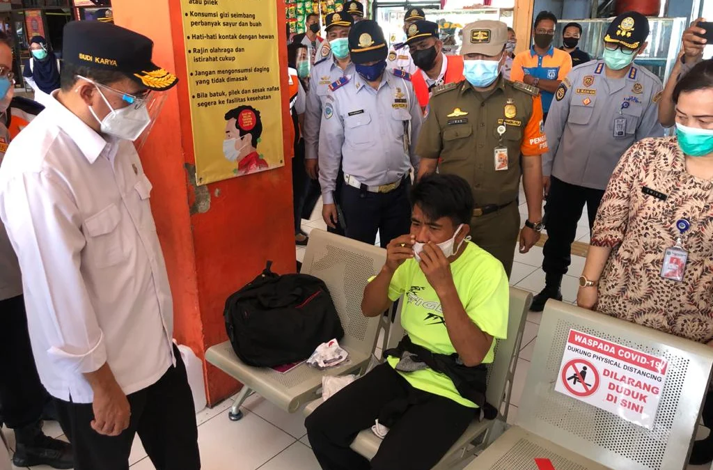 Dua Pesan Menhub saat Liburan Dua Pesan Menhub saat Liburan