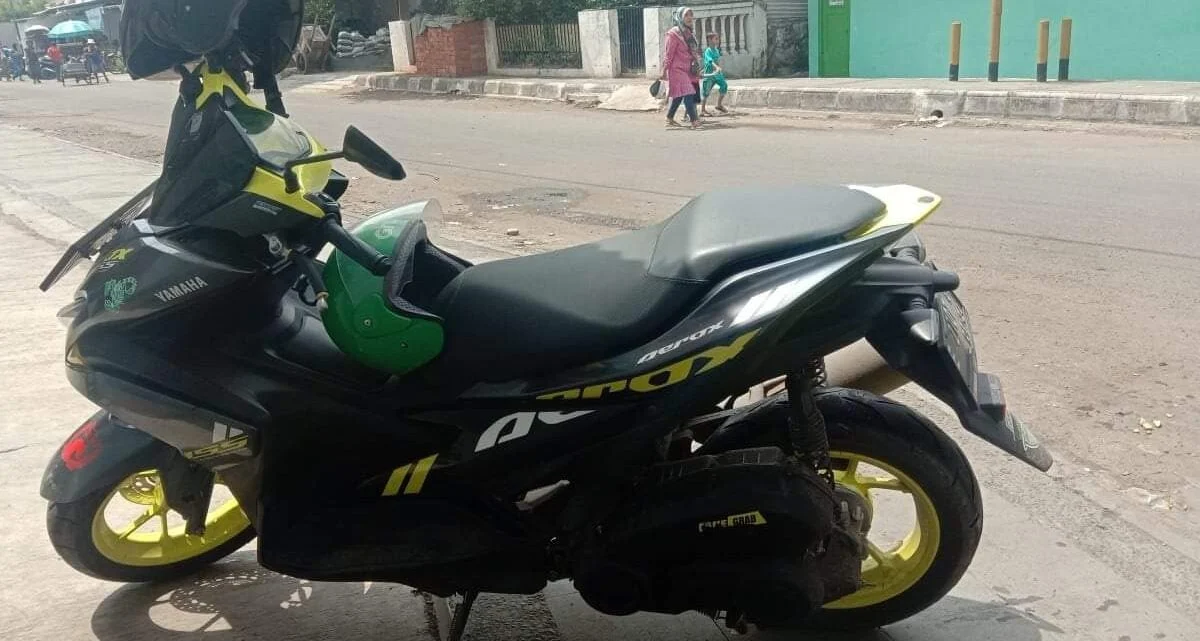 Ngaku Polisi, Sikat Motor Ojek Online