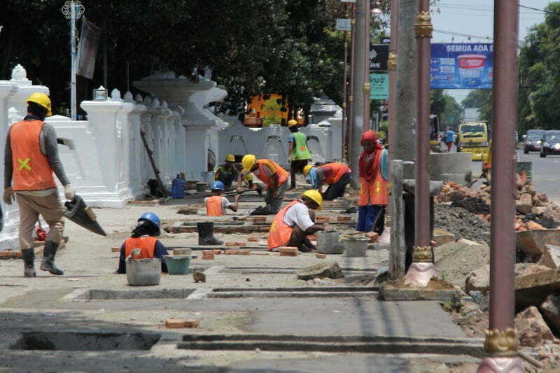 proyek-trotoar-kota-cirebon