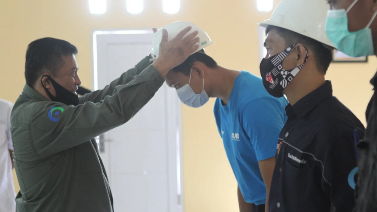 Dorong Perusahaan Bantu Cetak SDM Siap Kerja Dorong Perusahaan Bantu Cetak SDM Siap Kerja