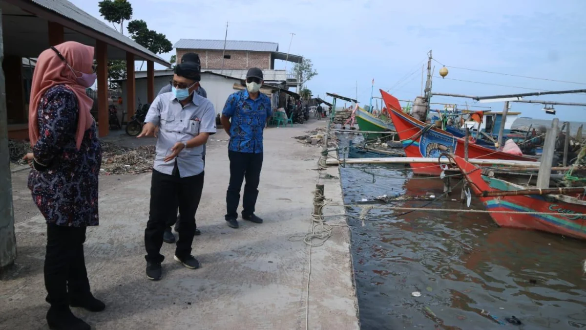 Pengerukan Menunggu Pembongkaran Bangunan