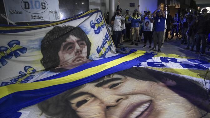 Maradona Sukses Operasi Otak Maradona Sukses Operasi Otak