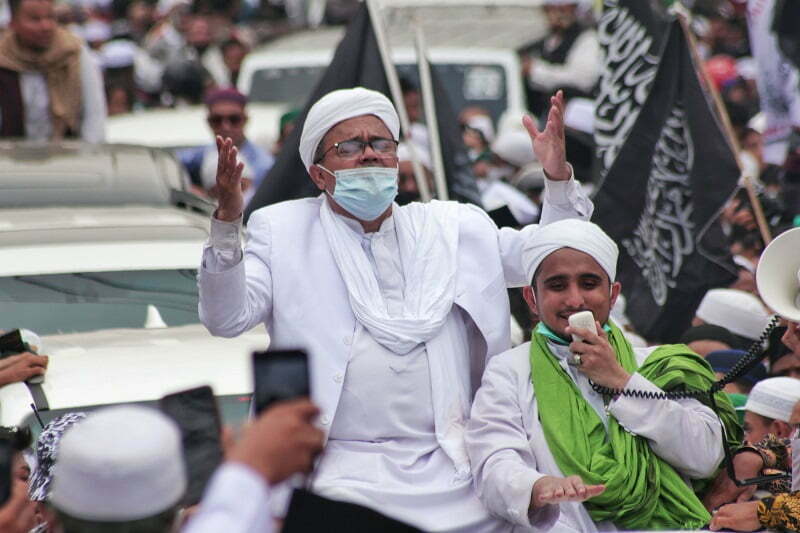 Stop Kriminalisasi Habib Rizieq habib-rizieq-pulang