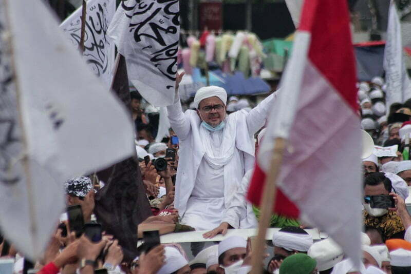 Jadwal Penerbangan Terganggu, Boleh Jadwal Ulang penyambutan-habib-rizieq