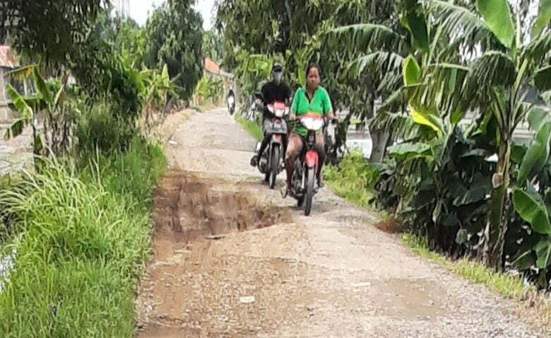 Jalan Pondok Asem Makin Parah