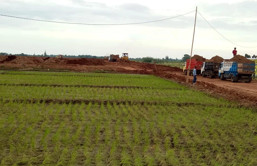 Diduga Belum Berizin, Sulit Temui Pengelola Pabrik Diduga Belum Berizin, Sulit Temui Pengelola Pabrik