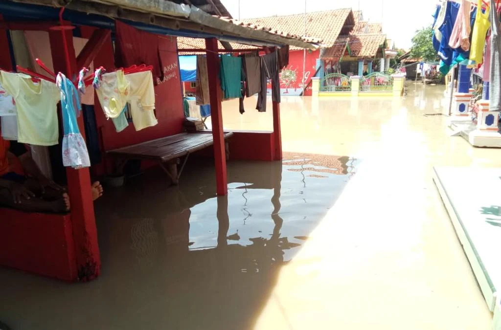 Diguyur Hujan, Cirebon Kembali Terendam Banjir