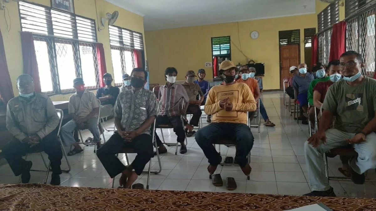 Warga Kubangdeleg Tolak TPAS