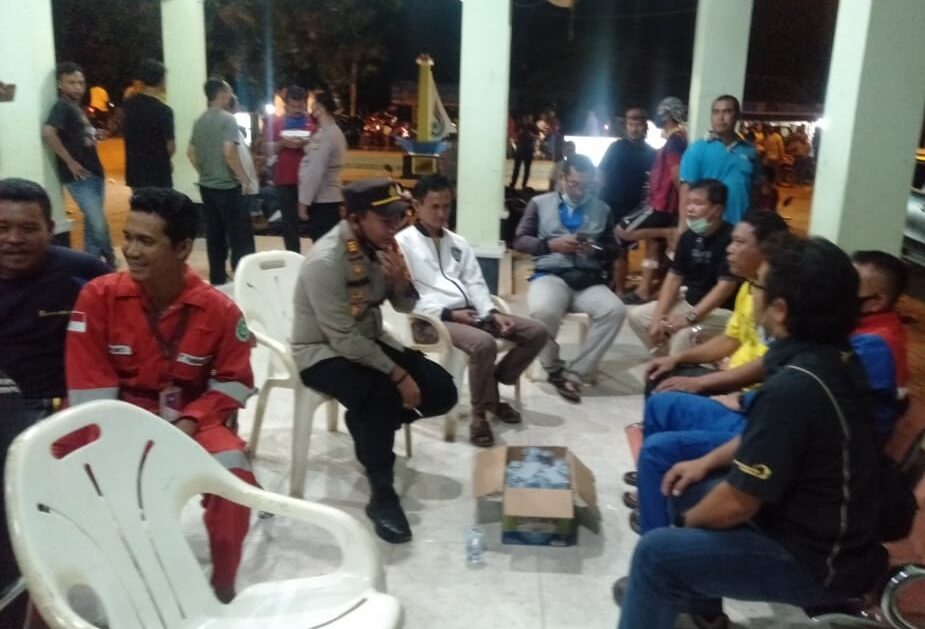 Asap Pekat Masuk Rumah Warga