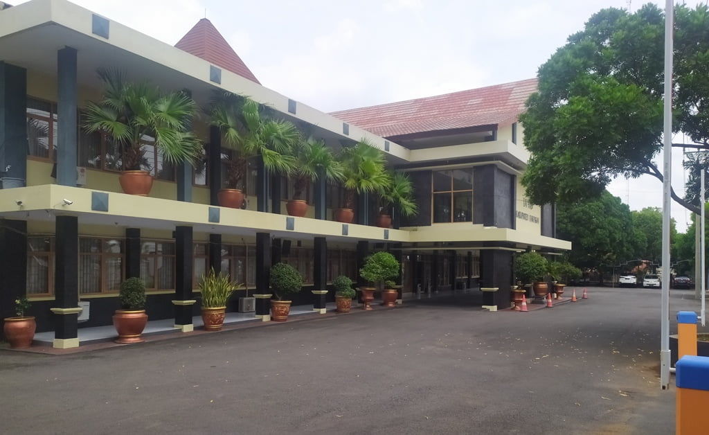 Gedung-DPRD-Kuningan