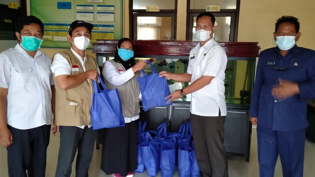 Isolasi Mandiri, 15 Warga Terima Bantuan Logistik